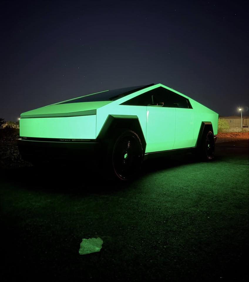 Cybertruck DIY PPF Full Truck Glow In The Dark Wrap (Wraps All Edges)